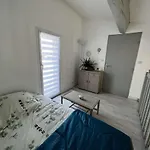 Pavillon T3 Mezzanine Proche - Fr-1-702-31 אגדה