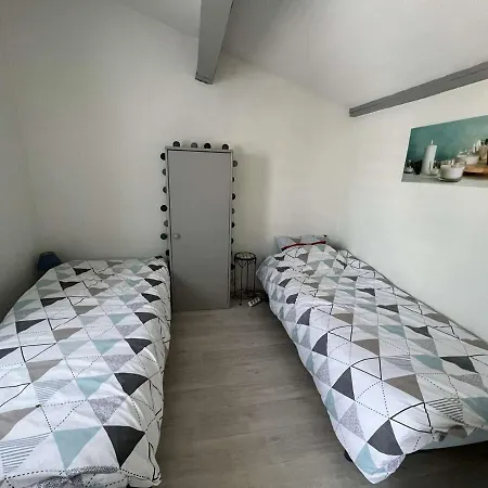 Pavillon T3 Mezzanine Proche - Fr-1-702-31 * Agde