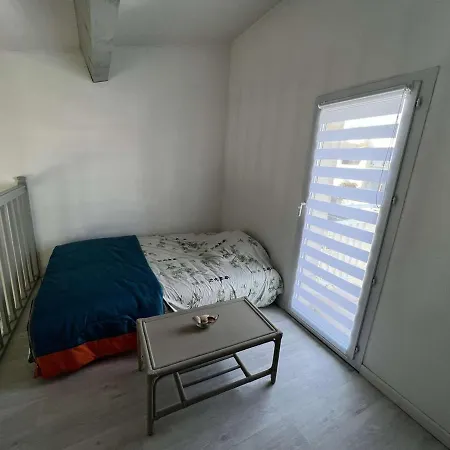 Apartment Pavillon T3 Mezzanine Proche - Fr-1-702-31