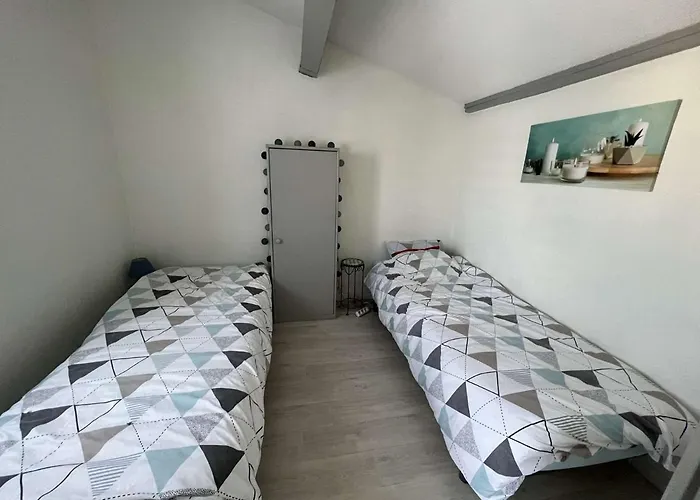 Pavillon T3 Mezzanine Proche - Fr-1-702-31 * Agde